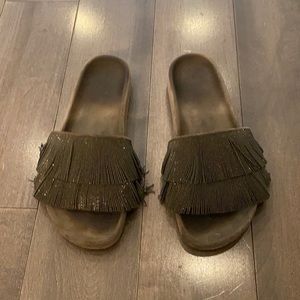 Brunello Cucinelli slides